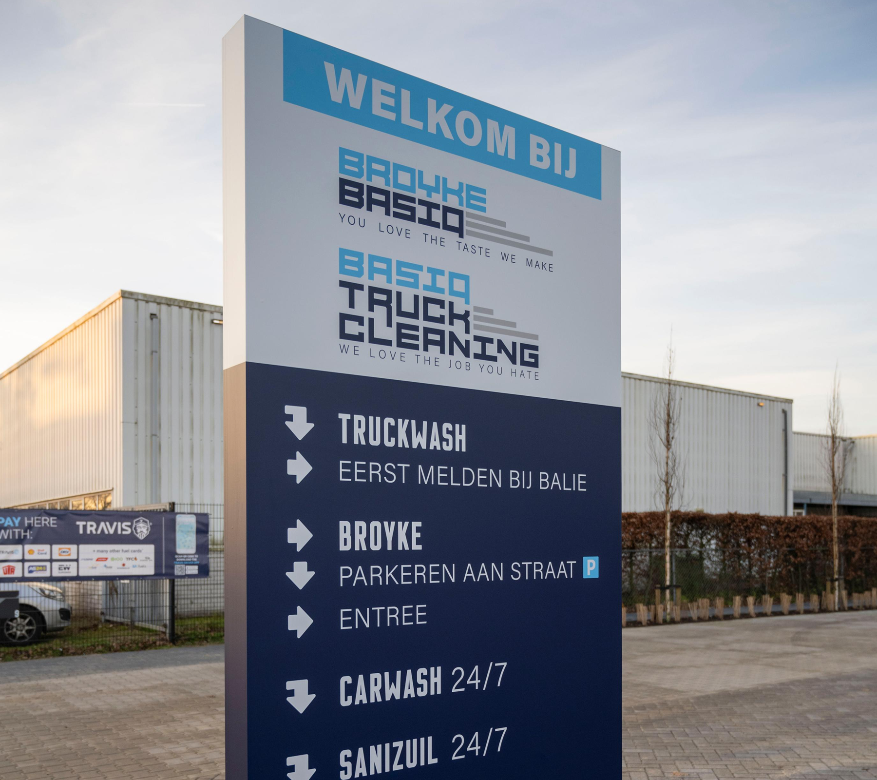 basiq-cleaning-breda-bewegwijzering-buiten